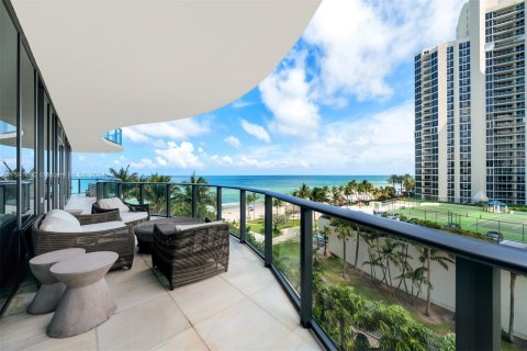 Condo in Sunny Isles Beach, Florida, 4 bedrooms  № 1184090 - photo 16