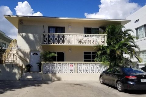 Studio in the Condo in Miami Beach, Florida  № 1209440 - photo 1