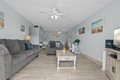 Condo in Saint Augustine, Florida, 2 bedrooms  № 1303373 - photo 22