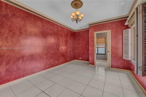 Villa ou maison à vendre à Weston, Floride: 4 chambres, 380.99 m2 № 1231964 - photo 18