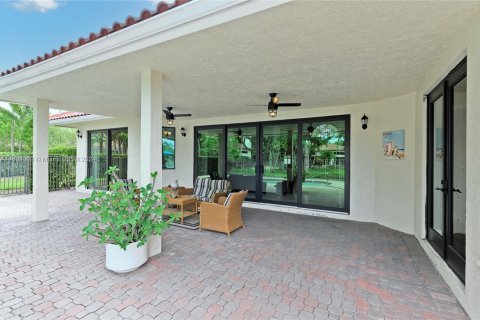 Villa ou maison à vendre à Weston, Floride: 4 chambres, 380.99 m2 № 1231964 - photo 29