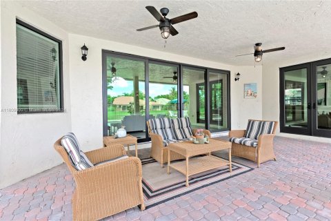 Casa en venta en Weston, Florida, 4 dormitorios, 380.99 m2 № 1231964 - foto 28