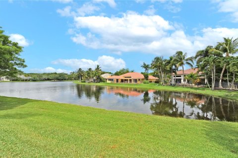 Villa ou maison à vendre à Weston, Floride: 4 chambres, 380.99 m2 № 1231964 - photo 27