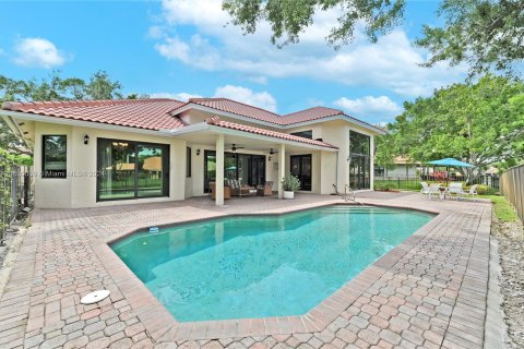 Villa ou maison à vendre à Weston, Floride: 4 chambres, 380.99 m2 № 1231964 - photo 25