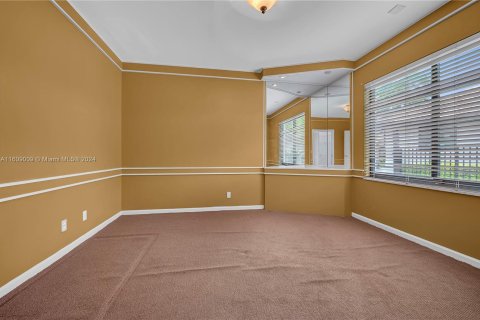 Villa ou maison à vendre à Weston, Floride: 4 chambres, 380.99 m2 № 1231964 - photo 23