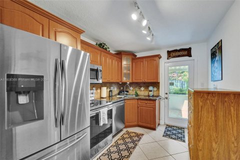 Casa en venta en Oakland Park, Florida, 3 dormitorios, 62.43 m2 № 1231961 - foto 6