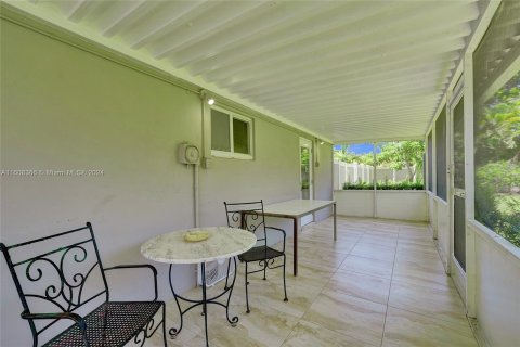 Casa en venta en Oakland Park, Florida, 3 dormitorios, 62.43 m2 № 1231961 - foto 21