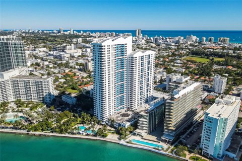Copropriété à vendre à Miami Beach, Floride: 2 chambres, 100.71 m2 № 1045156 - photo 3