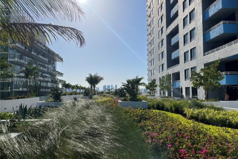 Condominio en venta en Miami Beach, Florida, 2 dormitorios, 100.71 m2 № 1045156 - foto 20
