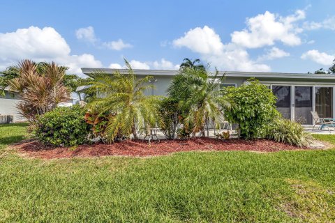 Villa ou maison à vendre à Delray Beach, Floride: 2 chambres, 105.63 m2 № 1096477 - photo 4