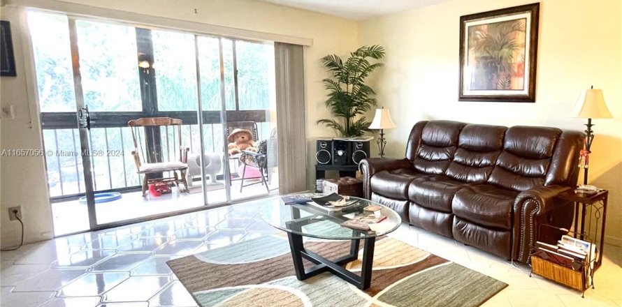 Condo in Delray Beach, Florida, 2 bedrooms  № 1358935