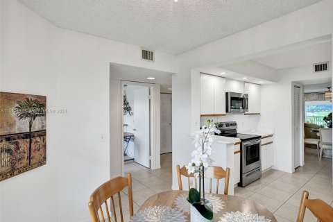 Condominio en venta en Pembroke Pines, Florida, 2 dormitorios, 132.66 m2 № 1056735 - foto 20