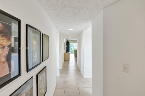 Condominio en venta en Pembroke Pines, Florida, 2 dormitorios, 132.66 m2 № 1056735 - foto 22