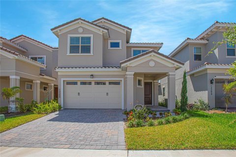 Villa ou maison à vendre à Orlando, Floride: 5 chambres, 295.43 m2 № 1091119 - photo 1
