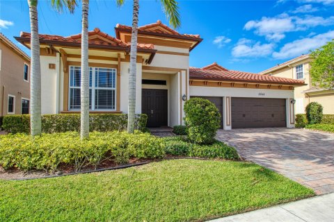 House in Parkland, Florida 5 bedrooms, 297.29 sq.m. № 1210432 - photo 1