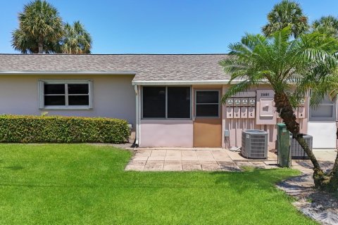 Villa ou maison à vendre à West Palm Beach, Floride: 2 chambres, 77.02 m2 № 1210479 - photo 12