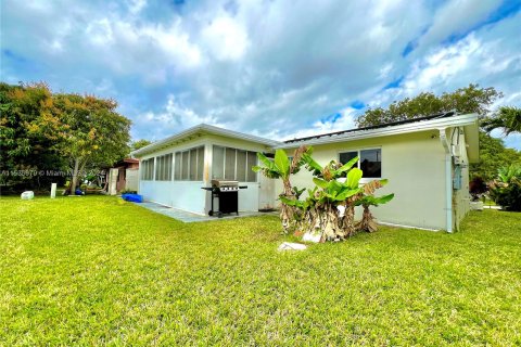 Casa en venta en Tamarac, Florida, 2 dormitorios, 124.67 m2 № 1019459 - foto 24