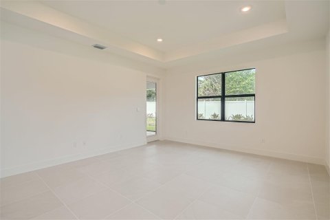 Casa en venta en Palm City, Florida, 4 dormitorios, 277.41 m2 № 1100115 - foto 11