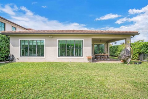 Villa ou maison à vendre à Parkland, Floride: 4 chambres, 222.59 m2 № 1040715 - photo 4