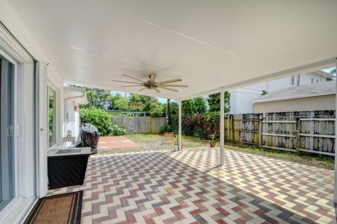 Villa ou maison à vendre à West Palm Beach, Floride: 3 chambres, 130.06 m2 № 1056876 - photo 4