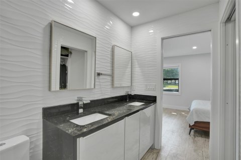 Casa en venta en Deerfield Beach, Florida, 3 dormitorios, 125.98 m2 № 1224734 - foto 15