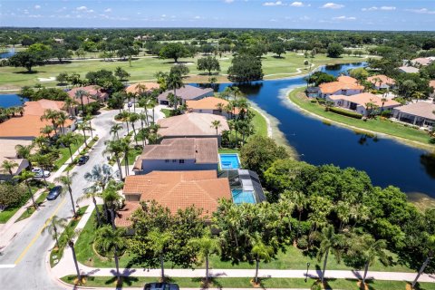 Villa ou maison à vendre à Weston, Floride: 4 chambres, 234.3 m2 № 1224735 - photo 4