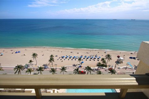 Condo in Fort Lauderdale, Florida, 2 bedrooms  № 1019961 - photo 18