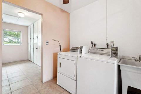 Copropriété à vendre à Hollywood, Floride: 1 chambre, 53.88 m2 № 1091759 - photo 2