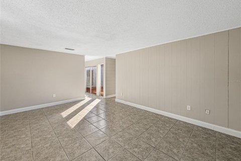 Casa en venta en Lakeland, Florida, 3 dormitorios, 181.72 m2 № 1025872 - foto 12