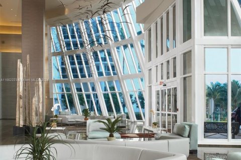 Copropriété à louer à Hallandale Beach, Floride: 1 chambre, 80.92 m2 № 1356614 - photo 21