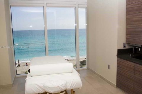 Copropriété à louer à Hallandale Beach, Floride: 1 chambre, 80.92 m2 № 1356614 - photo 28