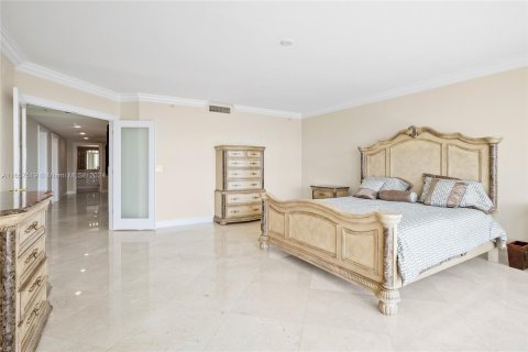 Copropriété à vendre à Aventura, Floride: 5 chambres, 553.14 m2 № 1358442 - photo 17