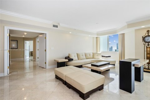 Condominio en venta en Aventura, Florida, 5 dormitorios, 553.14 m2 № 1358442 - foto 7