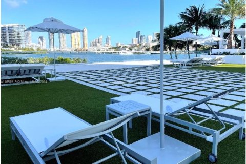 Condominio en venta en Aventura, Florida, 5 dormitorios, 553.14 m2 № 1358442 - foto 19