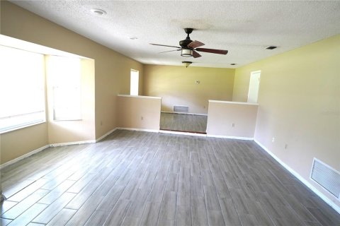 House in Gotha, Florida 4 bedrooms, 248.98 sq.m. № 1336228 - photo 4