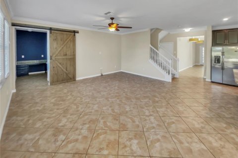 Casa en venta en Land O' Lakes, Florida, 5 dormitorios, 305.74 m2 № 1381265 - foto 10