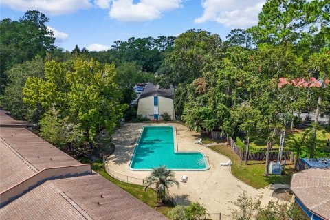 Condo in Gainesville, Florida, 2 bedrooms  № 1381220 - photo 18