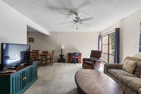 Copropriété à vendre à Gainesville, Floride: 2 chambres, 113.9 m2 № 1381220 - photo 4