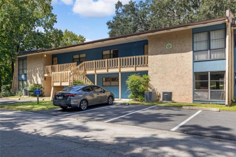 Condo in Gainesville, Florida, 2 bedrooms  № 1381220 - photo 17