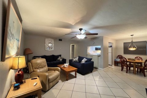 Condominio en venta en Okeechobee, Florida, 2 dormitorios, 92.9 m2 № 1414778 - foto 3