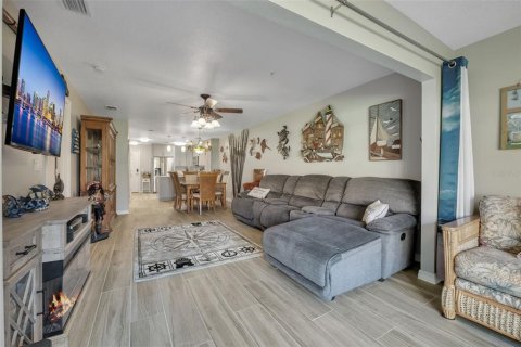 Copropriété à vendre à Welaka, Floride: 2 chambres, 108.51 m2 № 1379200 - photo 17