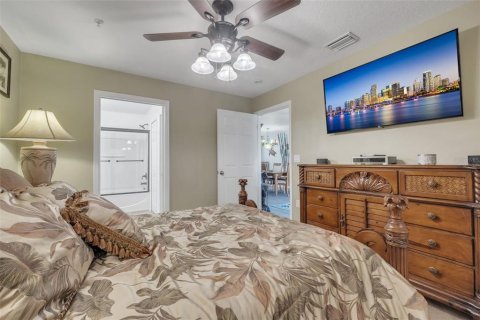 Condo in Welaka, Florida, 2 bedrooms  № 1379200 - photo 23