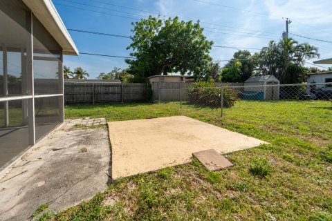 Villa ou maison à vendre à West Palm Beach, Floride: 2 chambres, 74.32 m2 № 1097756 - photo 10