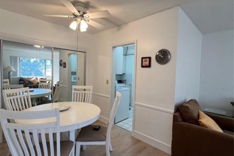 Copropriété à vendre à Pompano Beach, Floride: 2 chambres, 78.04 m2 № 1029669 - photo 12