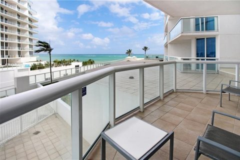 Copropriété à vendre à Fort Lauderdale, Floride: 1 chambre, 49.52 m2 № 1072557 - photo 3