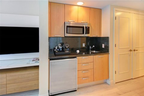 Condominio en venta en Fort Lauderdale, Florida, 1 dormitorio, 49.52 m2 № 1072557 - foto 8