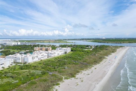 Copropriété à vendre à Cape Canaveral, Floride: 3 chambres, 194.63 m2 № 1361171 - photo 24