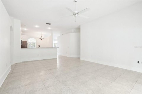 Casa en venta en Wesley Chapel, Florida, 3 dormitorios, 191.56 m2 № 1361446 - foto 7