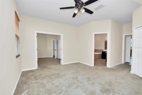 House in Orlando, Florida 4 bedrooms, 198.07 sq.m. № 1397859 - photo 24