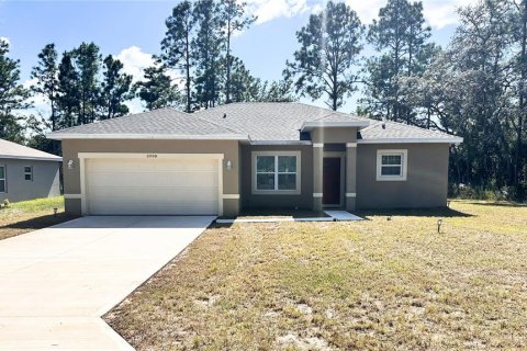 House in Ocala, Florida 4 bedrooms, 155.98 sq.m. № 1384956 - photo 1